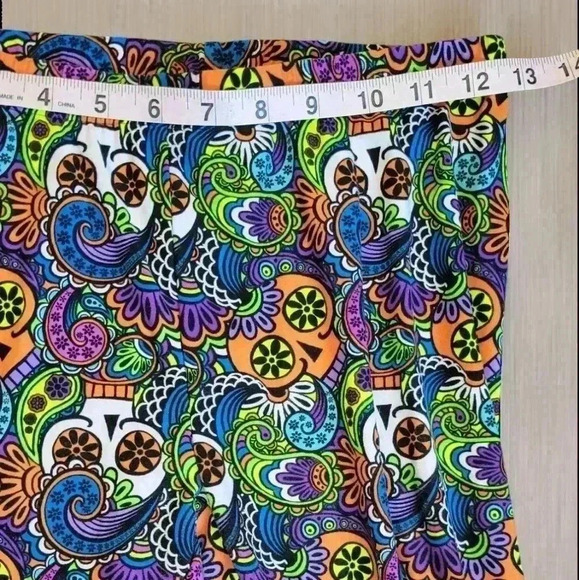 Bobbie brooks halloween theme leggings colorful skull print size small - Picture 5 of 6